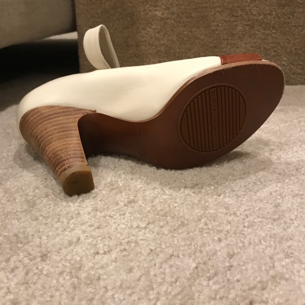 Chie Mihara Beige and Brown Leather Heels - Picture 4 of 5